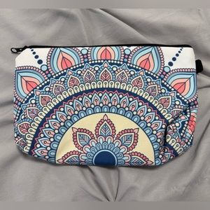 Cosmetic bag